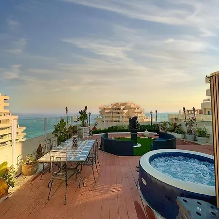 New Atico De Lujo Benalbeach Jacuzzi * Benalmadena